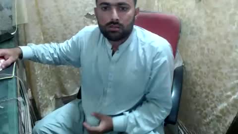 Snapshot of bigbbc999 chatting on 10.05.25 arab bbc online show from 10.05.25