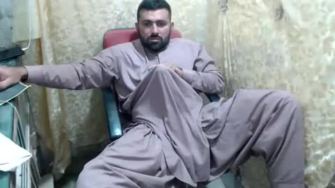 Snapshot of bigbbc999 chatting on 10.27.25 arab bbc online show from 10.27.25