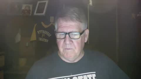 Snapshot of bigbeerdrinker1 chatting on 02.17.25 bigbeerdrinker online show from 02.17.25