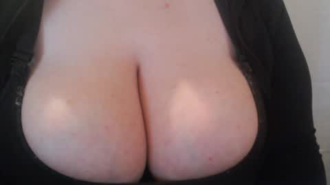 bigbittiesandfun online show from 03.05.25