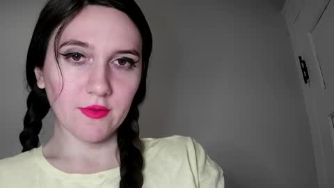 Snapshot of bigbootybunny chatting on 02.08.25 Isabella online show from 02.08.25