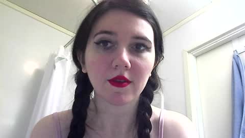 Snapshot of bigbootybunny chatting on 02.13.25 Isabella online show from 02.13.25