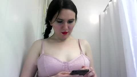 Snapshot of bigbootybunny chatting on 03.09.25 Isabella online show from 03.09.25