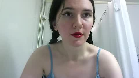 Snapshot of bigbootybunny chatting on 10.08.25 Isabella online show from 10.08.25