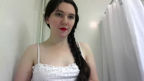 Snapshot of bigbootybunny chatting on 11.10.25 Isabella online show from 11.10.25