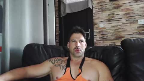 Snapshot of bigboyband chatting on 10.15.25 Bigboyband online show from 10.15.25