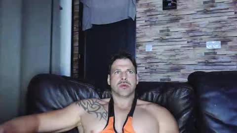 Snapshot of bigboyband chatting on 10.16.25 Bigboyband online show from 10.16.25