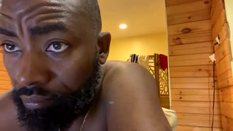 Snapshot of bigbtdny chatting on 10.02.25 bigbtdny online show from 10.02.25