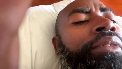 Snapshot of bigbtdny chatting on 10.04.25 bigbtdny online show from 10.04.25