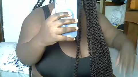 Snapshot of bigchocotities chatting on 01.27.25 bigchocotities online show from 01.27.25