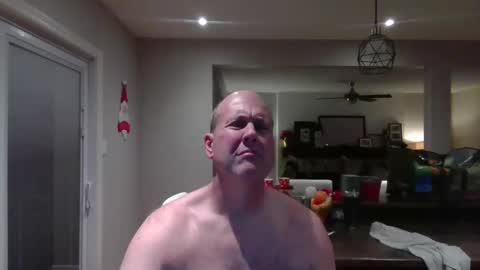 Snapshot of bigdave10005 chatting on 12.19.24 bigdave10005 online show from 12.19.24