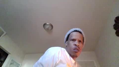 Snapshot of bigdickdaddy3200798456 chatting on 12.22.24 bigdickdaddy3200798456 online show from 12.22.24