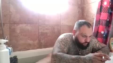 Snapshot of bigdickrican94 chatting on 12.17.24 bigdickrican94 online show from 12.17.24