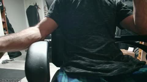 Snapshot of bigdickyduby chatting on 12.04.25 George Forest Dickyduby on all Socials online show from 12.04.25