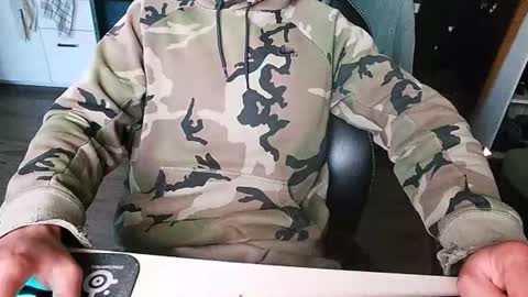 biggeroncam online show from 12.08.24