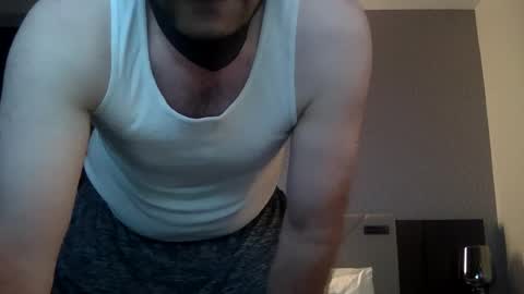Snapshot of bigholedick75 chatting on 07.22.26 bigholedick75 online show from 07.22.26