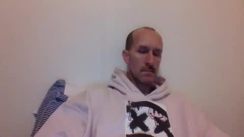 Snapshot of bighugemouthful chatting on 01.09.25 Chaz online show from 01.09.25