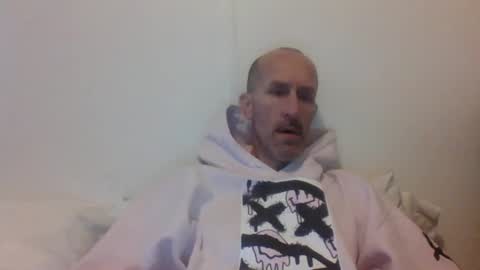 Snapshot of bighugemouthful chatting on 10.12.25 Chaz online show from 10.12.25