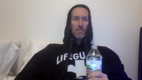 Snapshot of bighugemouthful chatting on 11.12.25 Chaz online show from 11.12.25