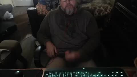 bighugmugg online show from 11.10.25