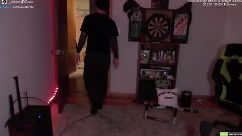 Snapshot of bigjohnny550 chatting on 10.30.25 Johnny D Good online show from 10.30.25