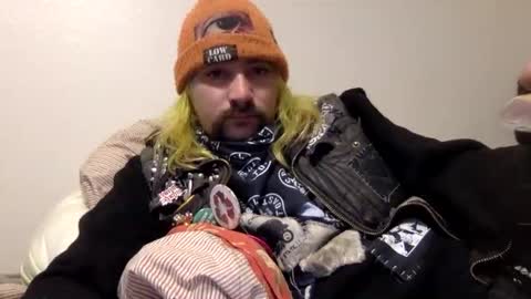 Snapshot of bigkhaos chatting on 11.16.25 Bigkhaos online show from 11.16.25