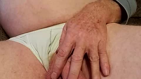 Snapshot of bigmanred chatting on 11.15.25 Red online show from 11.15.25