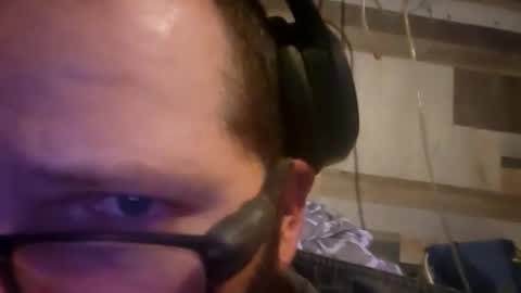 Snapshot of bigmotopayne8769 chatting on 12.21.25 bigmotopayne8769 online show from 12.21.25