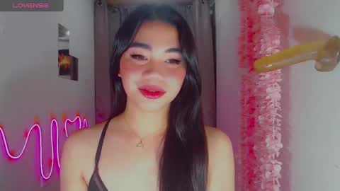 kiaaannaaaa online show from 04.17.26