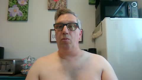 bignhard_69_ online show from 04.20.26