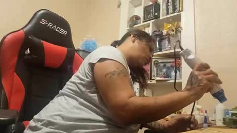 the Mini mami online show from 02.16.25