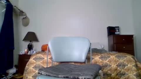 Snapshot of bigpussypump chatting on 10.22.25 bigpussypump online show from 10.22.25