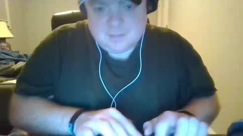 Snapshot of bigred_nyc chatting on 12.21.24 Big Red online show from 12.21.24