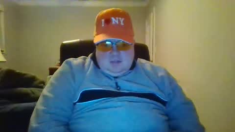 Snapshot of bigred_nyc chatting on 01.25.25 Big Red online show from 01.25.25