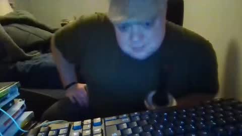 Snapshot of bigred_nyc chatting on 02.08.25 Big Red online show from 02.08.25