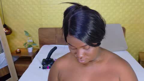 bigroundbooty_ online show from 02.23.26