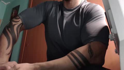 Snapshot of bigstallone chatting on 10.22.25 BigStallion online show from 10.22.25