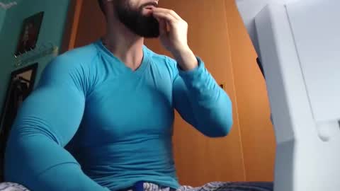 Snapshot of bigstallone chatting on 11.06.25 BigStallion online show from 11.06.25