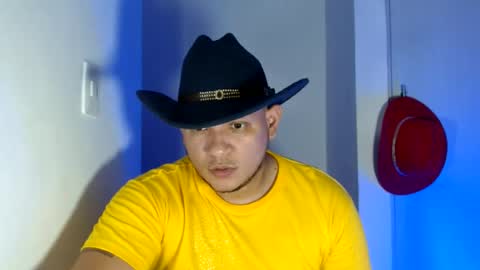 Snapshot of bigthick_blackcock chatting on 06.15.26 MANUEL online show from 06.15.26