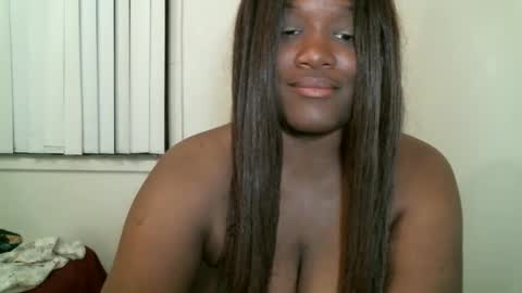 Snapshot of bigtitscassie chatting on 01.02.25 Bigtitscassie online show from 01.02.25