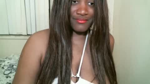Snapshot of bigtitscassie chatting on 02.10.25 Bigtitscassie online show from 02.10.25