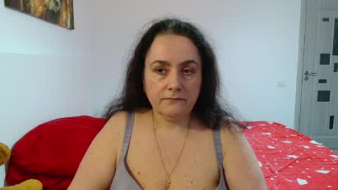 Snapshot of bigtitsclaude chatting on 04.02.26 BigTitsClaude online show from 04.02.26