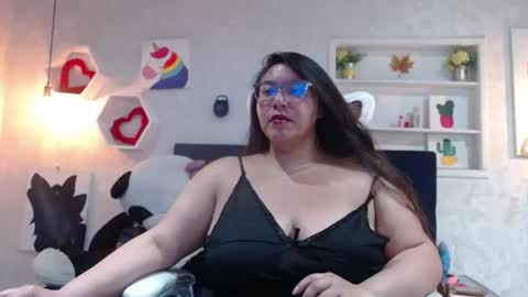 Snapshot of bigtitslaurenriver chatting on 07.14.26 bigtitslaurenriver online show from 07.14.26
