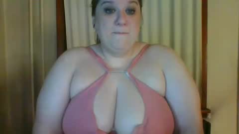 Lady of the WHEEL online show from 10.12.25