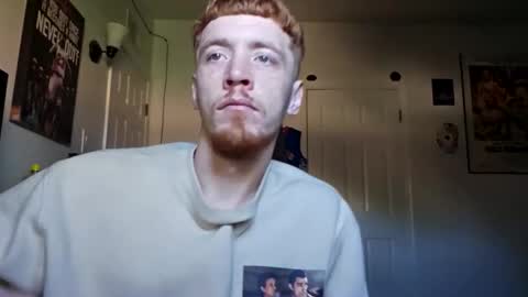 Snapshot of bigwhited2115 chatting on 10.21.25 Onlyfans redheadedwhitedick online show from 10.21.25