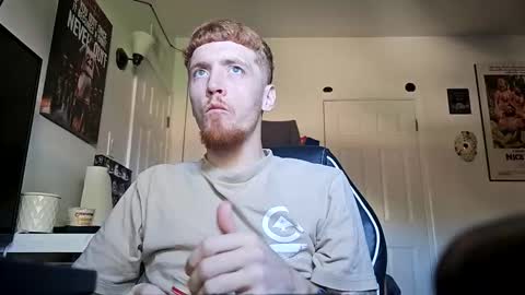 Snapshot of bigwhited2115 chatting on 10.26.25 Onlyfans redheadedwhitedick online show from 10.26.25