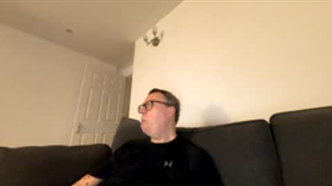 Snapshot of bihudddds chatting on 03.14.26 Just call me master online show from 03.14.26