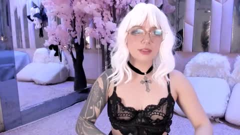 Biizzy online show from 11.04.25