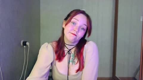 Snapshot of billie_kris chatting on 10.06.25 billie_kris online show from 10.06.25