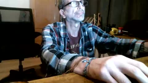 Snapshot of billy1164m chatting on 06.18.26 billy online show from 06.18.26